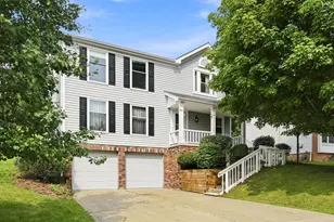 215 Leaside Dr, Monroeville, PA 15146 - Photo 2