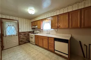 1402 Washington Blvd, Port Vue, PA 15133 - Photo 8