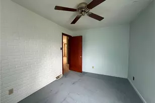 1402 Washington Blvd, Port Vue, PA 15133 - Photo 14