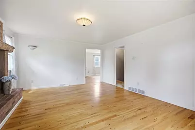 931 Shenango Rd, Chippewa Township, PA 15010 - Photo 16