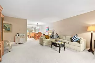 1500 Cochran Rd, Scott Township, PA 15243 - Photo 10