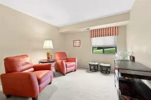 1500 Cochran Rd, Scott Township, PA 15243 - Photo 22