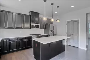 1720 St Johns Ln, Pittsburgh, PA 15143 - Photo 16