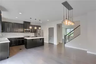 1720 St Johns Ln, Pittsburgh, PA 15143 - Photo 12