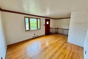 118 Sunrise Dr, Pittsburgh, PA 15236 - Photo 4