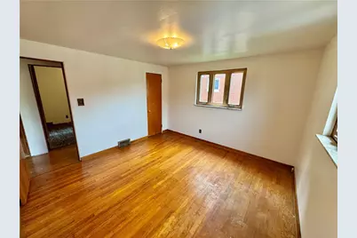 118 Sunrise Dr, Pittsburgh, PA 15236 - Photo 10