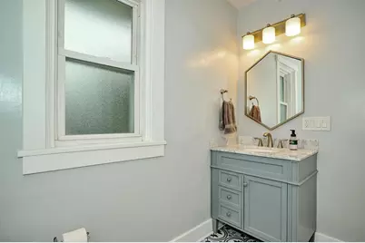 329 West Penn Place, Friendship Park, PA 15224 - Photo 4