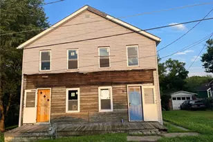 168 Dogwood St, Mount Pleasant, PA 15378 - Photo 1