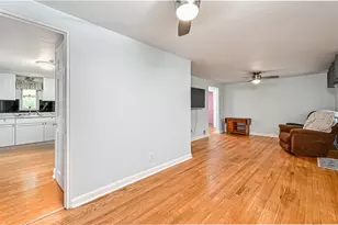 1337 Hamilton Rd, Pittsburgh, PA 15234 - Photo 4
