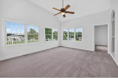 375 Violet Ct, Clinton Township, PA 16056 - Photo 18