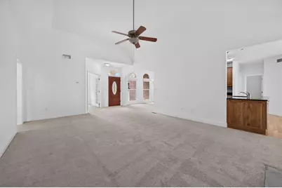 375 Violet Ct, Clinton Township, PA 16056 - Photo 6