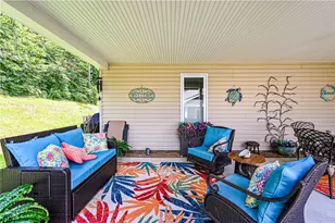 559 Sunview Cir, Derry Township, PA 15650 - Photo 6