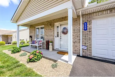 559 Sunview Cir, Derry Township, PA 15650 - Photo 2