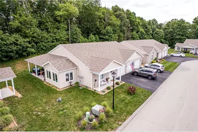 559 Sunview Cir, Derry Township, PA 15650 - Photo 12