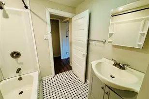 197-199 E Bellevue Ave, Ross Twp, PA 15202 - Photo 8