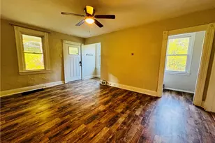 197-199 E Bellevue Ave, Ross Twp, PA 15202 - Photo 10