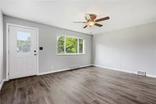 1630 Old Brodhead Rd, Center Township, PA 15061 - Photo 4