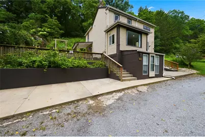 220 Walters Avenue, Pittsburgh, PA 15209 - Photo 2