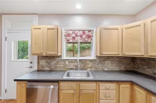 220 Walters Ave, Pittsburgh, PA 15209 - Photo 8