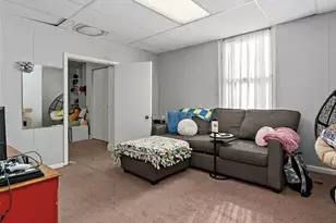 3101 Kennett Sq, Pittsburgh, PA 15213 - Photo 6