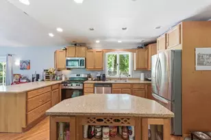 571 Flower Hill Ln, Pittsburgh, PA 15238 - Photo 6