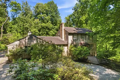 571 Flower Hill Lane, Pittsburgh, PA 15238 - Photo 2