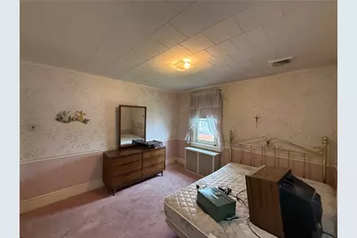 808 Meadow Ave, Charleroi Boro, PA 15022 - Photo 16