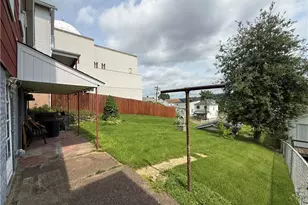 808 Meadow Ave, Charleroi Boro, PA 15022 - Photo 30
