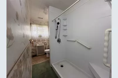 808 Meadow Ave, Charleroi Boro, PA 15022 - Photo 18