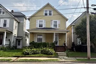319 Wayne Ave, Ellwood City, PA 16117 - Photo 1