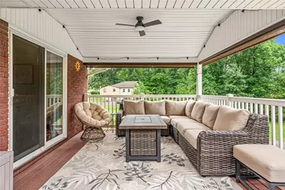 336 Maple Rd, Pittsburgh, PA 15239 - Photo 8