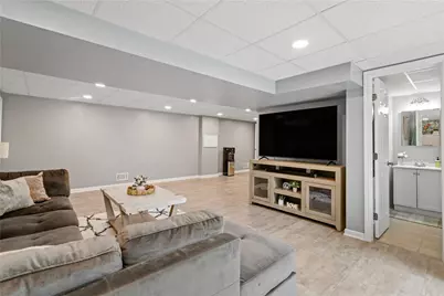 336 Maple Rd, Pittsburgh, PA 15239 - Photo 24