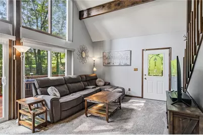 113 Sharbot Dr, Pittsburgh, PA 15237 - Photo 4