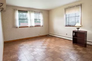 880 E Hill Dr, New Kensington, PA 15068 - Photo 16