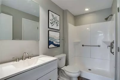 2 Greenwich Ct, Oakmont, PA 15139 - Photo 12