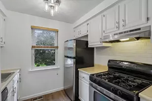 136 Mosside Loop, Seven Fields Boro, PA 16046 - Photo 12