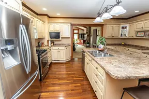 335 Derrick Ave, South Union Township, PA 15401 - Photo 14
