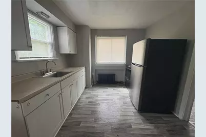 360 Wylie, Clairton, PA 15025 - Photo 4