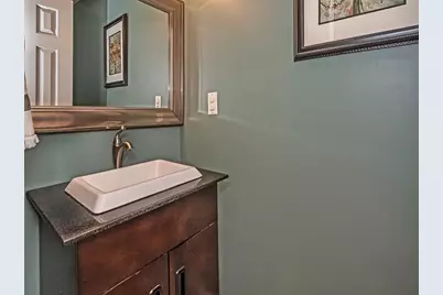 691 Shady Dr East, Pittsburgh, PA 15228 - Photo 12