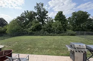628 Glengarry Ct, Pittsburgh, PA 15239 - Photo 18