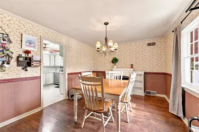 314 Crest Ave, Charleroi Boro, PA 15022 - Photo 2