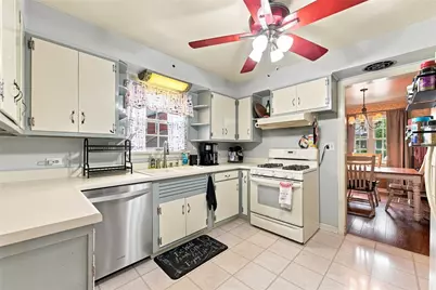314 Crest Ave, Charleroi Boro, PA 15022 - Photo 4