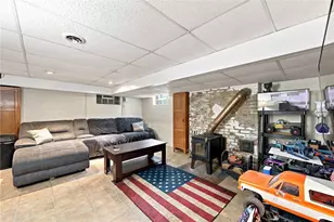 314 Crest Ave, Charleroi Boro, PA 15022 - Photo 20