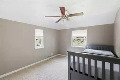 2402 Hillview Street, Pittsburgh, PA 15234 - Photo 22
