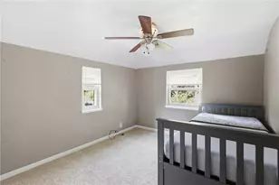 2402 Hillview St, Pittsburgh, PA 15234 - Photo 22