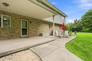 111 Paula Dr, Center Township, PA 15001 - Photo 40