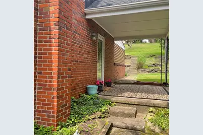 537 Haverhill Rd, Baldwin Twp, PA 15228 - Photo 4