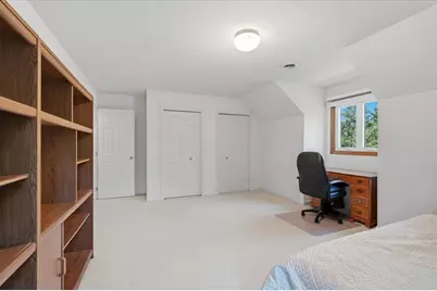 210 Reichold Rd, Pittsburgh, PA 15090 - Photo 32