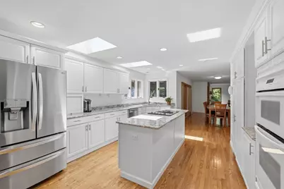 210 Reichold Rd, Pittsburgh, PA 15090 - Photo 10