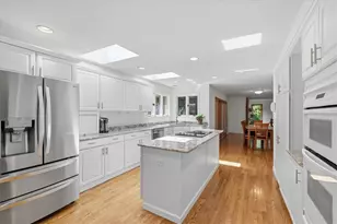 210 Reichold Rd, Pittsburgh, PA 15090 - Photo 10